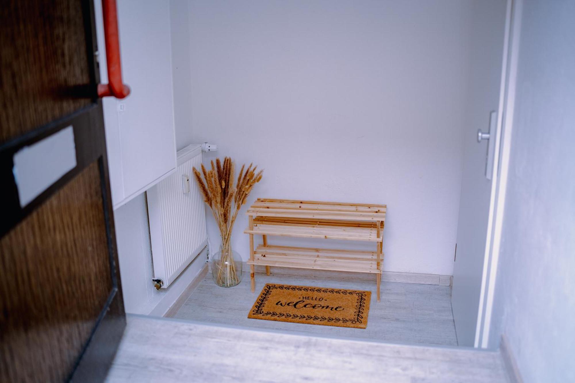 Schoenes Apartment In Der Altstadt , Kostenlose Parkplaetze In Der Naehe Emden Eksteriør billede