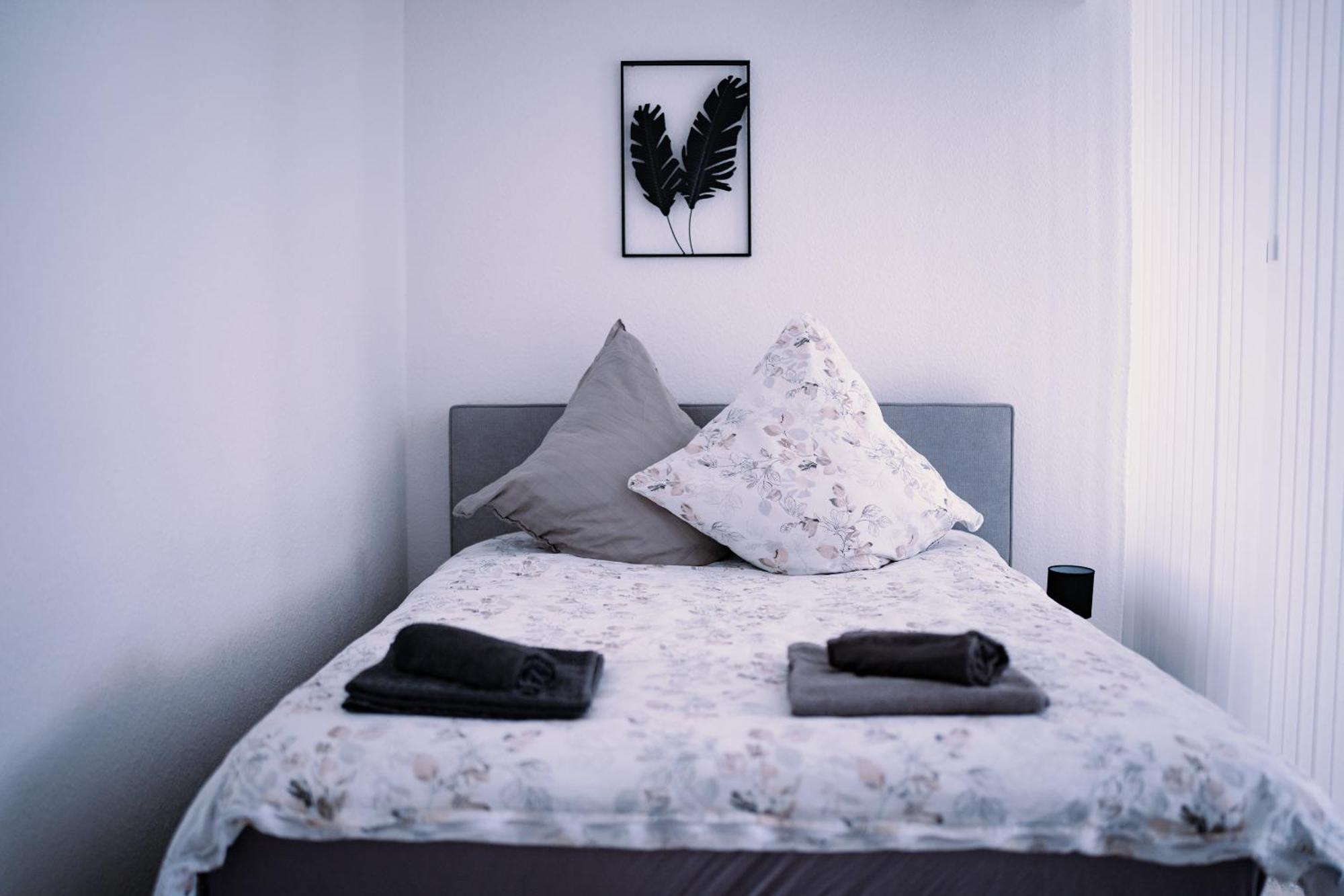Schoenes Apartment In Der Altstadt , Kostenlose Parkplaetze In Der Naehe Emden Eksteriør billede