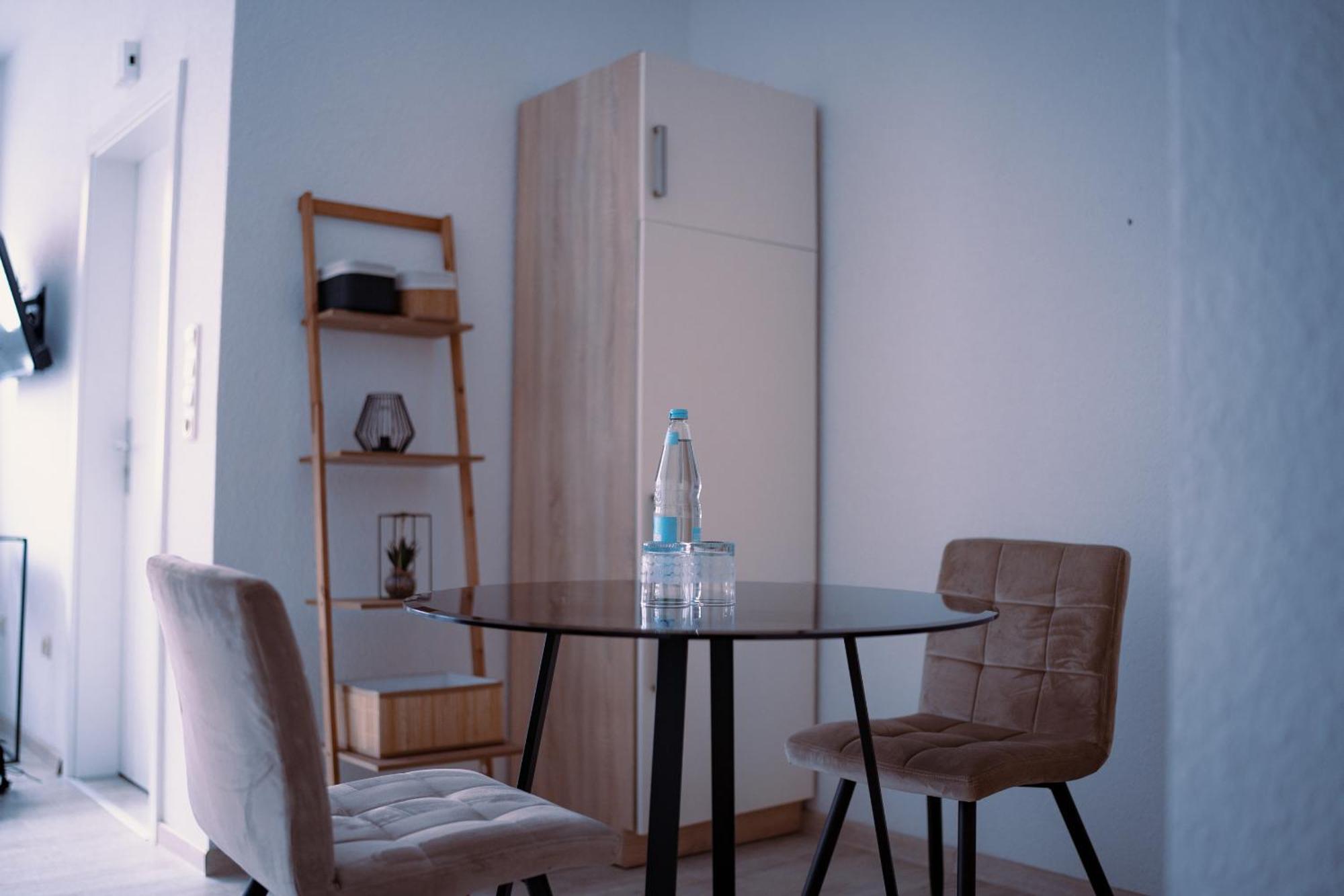 Schoenes Apartment In Der Altstadt , Kostenlose Parkplaetze In Der Naehe Emden Eksteriør billede