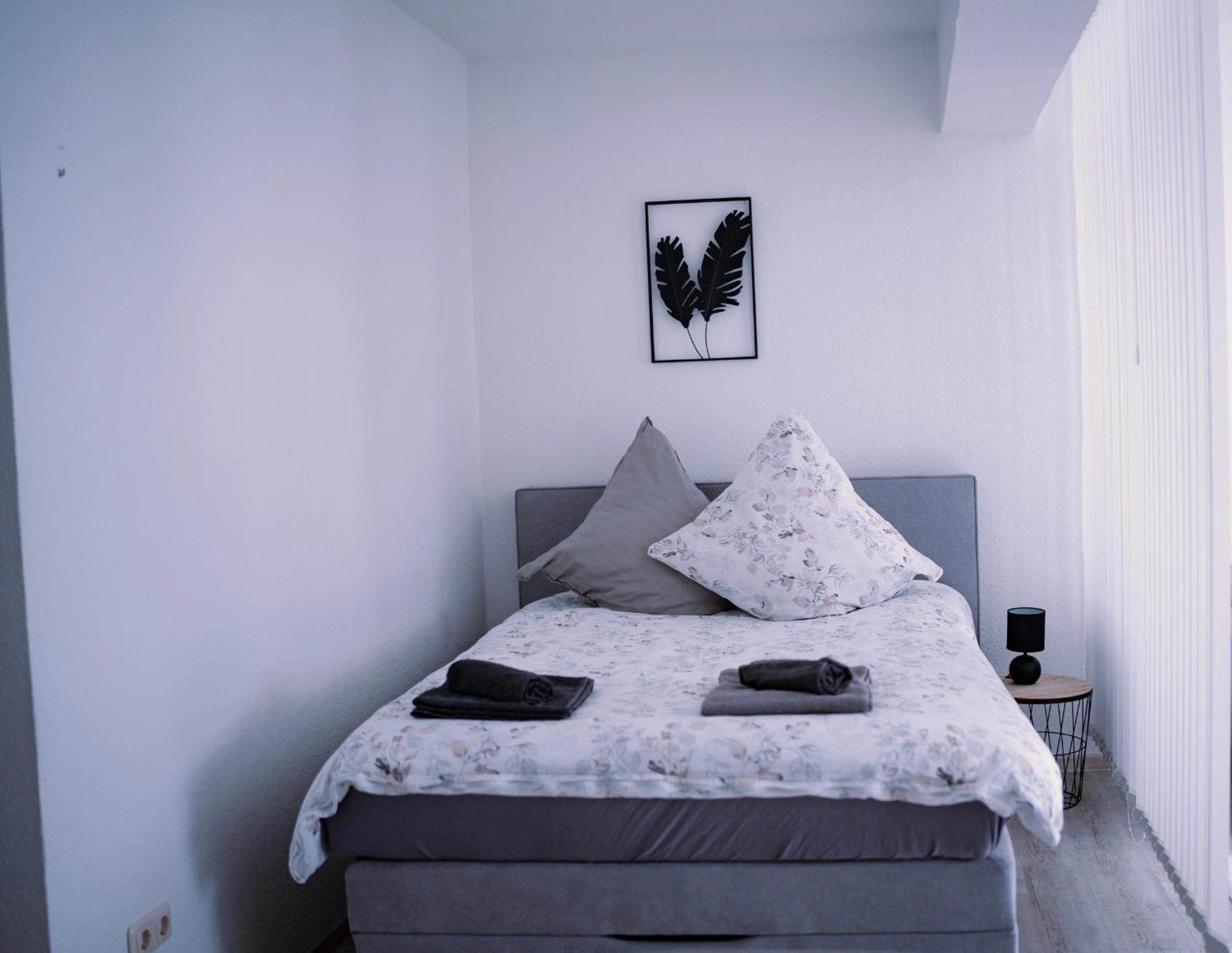 Schoenes Apartment In Der Altstadt , Kostenlose Parkplaetze In Der Naehe Emden Eksteriør billede